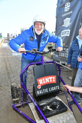 Dieter Hallervorden at the BALTIC LIGHTS 2026 Charity Schilttenhunderrennen in Heringsdorf on Usedom on 07 03 2026