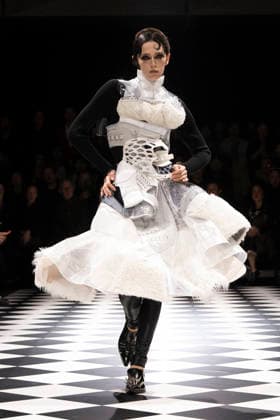 Junya Watanabe Womenswear Collection Fall Winter 2026 2027 show as part of Paris Fashion Week PFW , à Paris, France, le 7 mars 2026 Bestimage Runway during the Junya Watanabe Womenswear Fall Winter 2026 2027 show as part of Paris Fashion Week on March 07, 2026 in Paris, France Paris France  Copyright: xAgencex xBestimagexAgencex xBestimagex