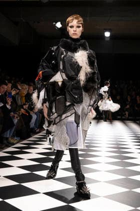 Junya Watanabe Womenswear Collection Fall Winter 2026 2027 show as part of Paris Fashion Week PFW , à Paris, France, le 7 mars 2026 Bestimage Runway during the Junya Watanabe Womenswear Fall Winter 2026 2027 show as part of Paris Fashion Week on March 07, 2026 in Paris, France Paris France  Copyright: xAgencex xBestimagexAgencex xBestimagex