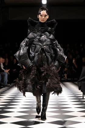 Junya Watanabe Womenswear Collection Fall Winter 2026 2027 show as part of Paris Fashion Week PFW , à Paris, France, le 7 mars 2026 Bestimage Runway during the Junya Watanabe Womenswear Fall Winter 2026 2027 show as part of Paris Fashion Week on March 07, 2026 in Paris, France Paris France  Copyright: xAgencex xBestimagexAgencex xBestimagex