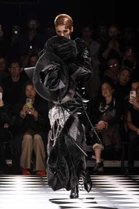 Junya Watanabe Womenswear Collection Fall Winter 2026 2027 show as part of Paris Fashion Week PFW , à Paris, France, le 7 mars 2026 Bestimage Runway during the Junya Watanabe Womenswear Fall Winter 2026 2027 show as part of Paris Fashion Week on March 07, 2026 in Paris, France Paris France  Copyright: xAgencex xBestimagexAgencex xBestimagex