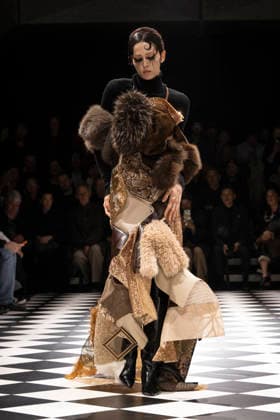 Junya Watanabe Womenswear Collection Fall Winter 2026 2027 show as part of Paris Fashion Week PFW , à Paris, France, le 7 mars 2026 Bestimage Runway during the Junya Watanabe Womenswear Fall Winter 2026 2027 show as part of Paris Fashion Week on March 07, 2026 in Paris, France Paris France  Copyright: xAgencex xBestimagexAgencex xBestimagex