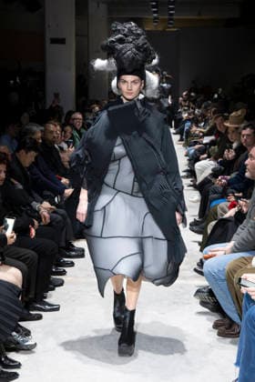 Comme des garcons Womenswear Collection Fall Winter 2026 2027 show as part of Paris Fashion Week PFW , in Paris, France, on March 07, 2026 Bestimage Runway during the Comme des garcons Womenswear Fall Winter 2026 2027 show as part of Paris Fashion Week on March 07, 2026 in Paris, France Paris France  Copyright: xAgencex xBestimagexAgencex xBestimagex