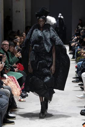 Comme des garcons Womenswear Collection Fall Winter 2026 2027 show as part of Paris Fashion Week PFW , in Paris, France, on March 07, 2026 Bestimage Runway during the Comme des garcons Womenswear Fall Winter 2026 2027 show as part of Paris Fashion Week on March 07, 2026 in Paris, France Paris France  Copyright: xAgencex xBestimagexAgencex xBestimagex