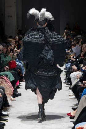 Comme des garcons Womenswear Collection Fall Winter 2026 2027 show as part of Paris Fashion Week PFW , in Paris, France, on March 07, 2026 Bestimage Runway during the Comme des garcons Womenswear Fall Winter 2026 2027 show as part of Paris Fashion Week on March 07, 2026 in Paris, France Paris France  Copyright: xAgencex xBestimagexAgencex xBestimagex