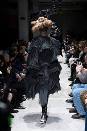 Comme des garcons Womenswear Collection Fall Winter 2026 2027 show as part of Paris Fashion Week PFW , in Paris, France, on March 07, 2026 Bestimage Runway during the Comme des garcons Womenswear Fall Winter 2026 2027 show as part of Paris Fashion Week on March 07, 2026 in Paris, France Paris France  Copyright: xAgencex xBestimagexAgencex xBestimagex