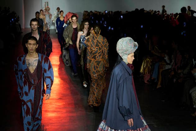 Paris Fashion Week - Women F W 26-27 Vivienne Westwood fashion show Vibes Paris, France Paris Fashion Week - Women F W 26-27 Vivienne Westwood fashion show Vibes Paris, France 7th March 2026 SGPItalia id 134576_009 * Not Exclusive  Copyright: xLorenzoxCremonax