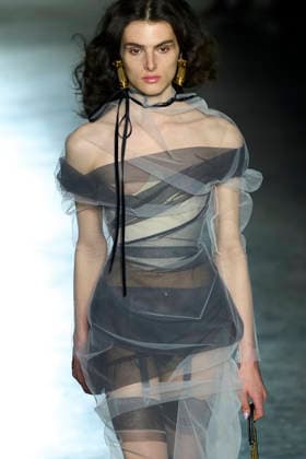 Paris Fashion Week - Women F W 26-27 Vivienne Westwood fashion show Details Paris, France Lou Seriot Paris Fashion Week - Women F W 26-27 Vivienne Westwood fashion show Details Paris, France 7th March 2026 SGPItalia id 134576_008 * Not Exclusive  Copyright: xLorenzoxCremonax