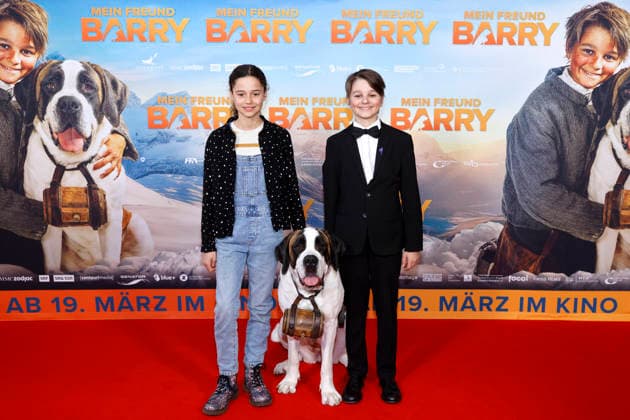 The child actors Alma Büchenbacher and Paco von Wyss with dog Barry at the premiere of the film Mein Freund Barry , a childrens film about an avalanche dog, at the Cinedom cinema in Cologne, 08 03 2026 NRW Germany Copyright: xChristophxHardtx