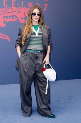 Clara Berry au photocall du défilé Lacoste Collection Femme Prêt à Porter Automne Hiver 2026 2027 lors de la Fashion Week de Paris PFW à Roland Garros, à Paris, France, le 8 mars 2026 Olivier Borde Bestimage Photocall at the Lacoste Womenswear Fall Winter 2026 2027 show as part of Paris Fashion Week on March 08, 2026 in Paris, France Paris France  Copyright: xOLIVIERxBORDEx xBESTIMAGExOLIVIERxBORDEx xBESTIMAGEx
