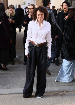 Coralie Fargeat at the arrivals at the Jean Paul Gaultier Womenswear Collection Prêt à Porter Automne Hiver 2026 2027 show as part of Paris Fashion Week PFW , in Paris, France, March 8, 2026 Olivier Borde Bestimage Arrivals at the Jean Paul Gaultier Womenswear Fall Winter 2026 2027 show as part of Paris Fashion Week on March 08, 2026 in Paris, France Paris France  Copyright: xDenisxGuignebourgx xBestimagexDenisxGuignebourgx xBestimagex