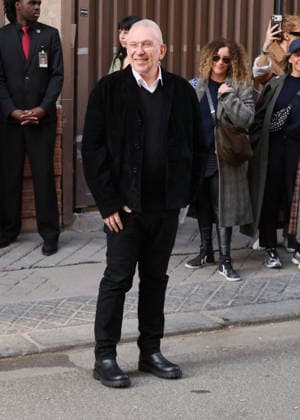 Le créateur Jean Paul Gaultier aux arrivals du défilé Jean Paul Gaultier Collection Femme Prêt à Porter Automne Hiver 2026 2027 lors de la Fashion Week de Paris PFW , à Paris, France, le 8 mars 2026 Olivier Borde Bestimage Arrivals at the Jean Paul Gaultier Womenswear Fall Winter 2026 2027 show as part of Paris Fashion Week on March 08, 2026 in Paris, France Paris France  Copyright: xDenisxGuignebourgx xBestimagexDenisxGuignebourgx xBestimagex