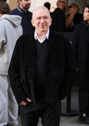 Le créateur Jean Paul Gaultier aux arrivals du défilé Jean Paul Gaultier Collection Femme Prêt à Porter Automne Hiver 2026 2027 lors de la Fashion Week de Paris PFW , à Paris, France, le 8 mars 2026 Olivier Borde Bestimage Arrivals at the Jean Paul Gaultier Womenswear Fall Winter 2026 2027 show as part of Paris Fashion Week on March 08, 2026 in Paris, France Paris France  Copyright: xDenisxGuignebourgx xBestimagexDenisxGuignebourgx xBestimagex