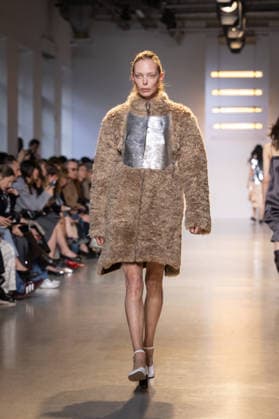 PFW - Niccolo Pasqualetti Runway A model presents a creation by Niccolo Pasqualetti for the Women s Ready to Wear Fall Winter 2026-2027 collection fashion show as part of the Paris Women Fashion Week (PFW), in Paris, on March 8, 2026. Photo by Alexis Jumeau ABACAPRESS.COM Paris France  Copyright: xJumeauxAlexis ABACAx