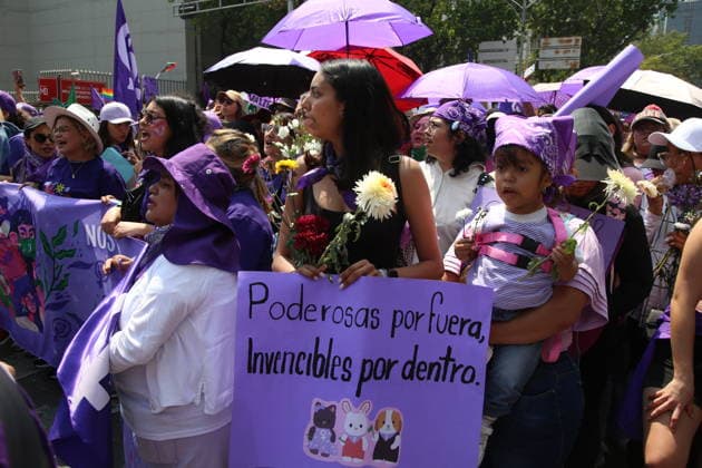 Women taking part during a rally for the International Women s Day commemoration demand stop femicides in mexico and women s rights. Thousands of women around the world join the global International Women s Day strike. on March 8, 2026 in Mexico City, Mexico. Mexico City Mexico - ZUMAe321 20260308_zia_e321_057 Copyright: xBrendaxCarrerax
