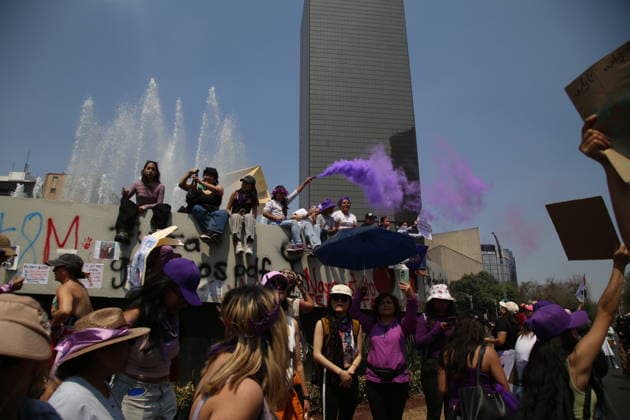 Women taking part during a rally for the International Women s Day commemoration demand stop femicides in mexico and women s rights. Thousands of women around the world join the global International Women s Day strike. on March 8, 2026 in Mexico City, Mexico. Mexico City Mexico - ZUMAe321 20260308_zia_e321_061 Copyright: xBrendaxCarrerax