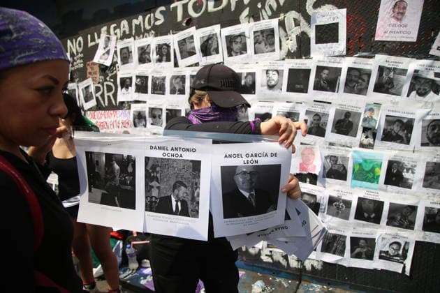 Women taking part during a rally for the International Women s Day commemoration demand stop femicides in mexico and women s rights. Thousands of women around the world join the global International Women s Day strike. on March 8, 2026 in Mexico City, Mexico. Mexico City Mexico - ZUMAe321 20260308_zia_e321_078 Copyright: xBrendaxCarrerax