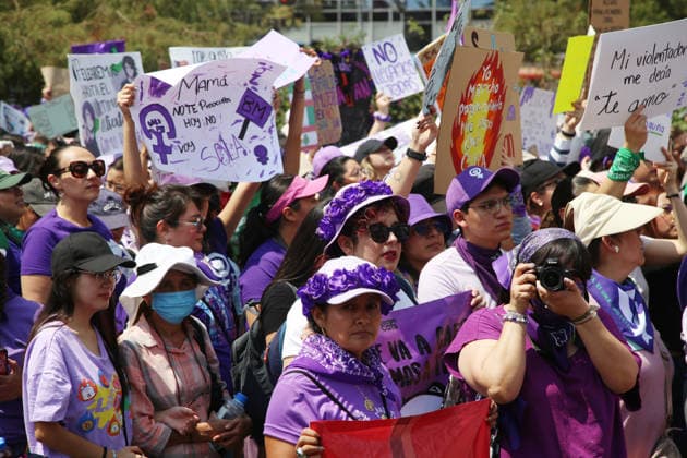 Women taking part during a rally for the International Women s Day commemoration demand stop femicides in mexico and women s rights. Thousands of women around the world join the global International Women s Day strike. on March 8, 2026 in Mexico City, Mexico. Mexico City Mexico - ZUMAe321 20260308_zia_e321_085 Copyright: xBrendaxCarrerax