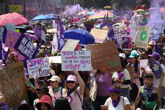 Women taking part during a rally for the International Women s Day commemoration demand stop femicides in mexico and women s rights. Thousands of women around the world join the global International Women s Day strike. on March 8, 2026 in Mexico City, Mexico. Mexico City Mexico - ZUMAe321 20260308_zia_e321_092 Copyright: xBrendaxCarrerax