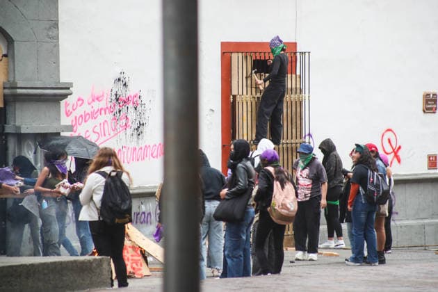 Women Join Global Strike for International Women s Day Women taking part during a rally marking the International Women s Day to demand women rights. on March 8, 2026 in Tlaxcala, Mexico. (Photo by Essene Hernandez Eyepix Group) Copyright: xEssenexHernandezx xEyepixxGroupx EH_08032026_177745