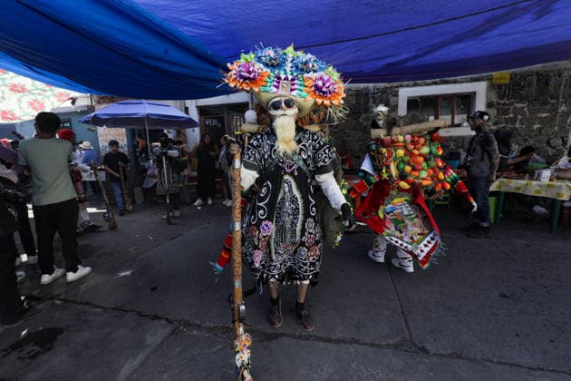 Traditional Xinacates Festival in San Nicolas de Los Ranchos An Inhabitant of San Nicolas de los Ranchos is seen during the traditional Xinacates festival, also known as the Festival of the Painted, where they perform dances as an offering for the start of the crops and to obtain a good harvest in the municipality of San Nicolas de los Ranchos located on the slopes of the Popocatepetl volcano. on March 8, 2026 in San Nicolas de Los Ranchos, Mexico. (Photo by Ian Robles Eyepix Group) Copyright: xIanxRobles xEyepixxGroupx EL_08032026_177778JPEG