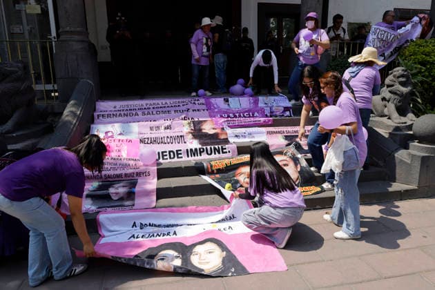 March 8, 2026, ChimalhuacaN, State Of Mexico, Mexico: Mothers and relatives of missing women and victims of femicide protested in the municipal seat of Chimalhuacan in the State of Mexico, demanding justice and punishment for the perpetrators, on the occasion of International Women s Day in Mexico. According to the United Nations, International Women s Day is commemorated in many countries around the world. When women from all continents, often separated by national borders and ethnic, linguistic, cultural, economic and political differences, come together on this day, they can contemplate a tradition of no less than ninety years of struggle for equality, justice, peace and development. ChimalhuacaN Mexico - ZUMAs197 20260308_aaa_s197_640 Copyright: xGerardoxVieyrax