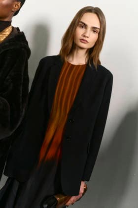 Paris Fashion Week - Women F W 26-27 Akris fashion show Backstage Palais de Tokyo - Paris, France Bernie Ross Paris Fashion Week - Women F W 26-27 Akris fashion show Backstage Palais de Tokyo - Paris, France 8th March 2026 SGPItalia id 134576_011 * Not Exclusive  Copyright: xLorenzoxCremonax
