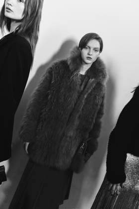 Paris Fashion Week - Women F W 26-27 Akris fashion show Backstage Palais de Tokyo - Paris, France Paris Fashion Week - Women F W 26-27 Akris fashion show Backstage Palais de Tokyo - Paris, France 8th March 2026 SGPItalia id 134576_011 * Not Exclusive  Copyright: xLorenzoxCremonax
