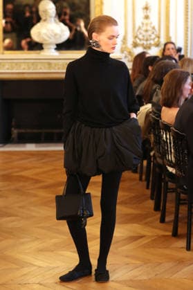 PFW - Magda Butrym Runway A model walks the runway during the Magda Butrym Womenswear Fall Winter 2026-2027 show as part of Paris Fashion Week on March 08, 2026 in Paris, France. Photo by Alain Gil Gonzalez ABACAPRESS.COM Paris France  Copyright: xGonzalezxAlain-Gil ABACAx