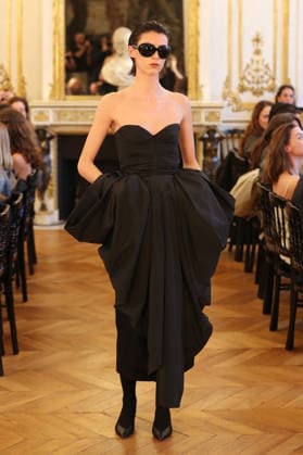PFW - Magda Butrym Runway A model walks the runway during the Magda Butrym Womenswear Fall Winter 2026-2027 show as part of Paris Fashion Week on March 08, 2026 in Paris, France. Photo by Alain Gil Gonzalez ABACAPRESS.COM Paris France  Copyright: xGonzalezxAlain-Gil ABACAx