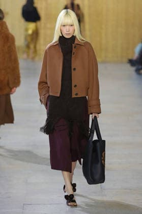 PFW - Akris Runway A model walks the runway during the Akris Womenswear Fall Winter 2026-2027 show as part of Paris Fashion Week on March 08, 2026 in Paris, France. Photo by Alain Gil Gonzalez ABACAPRESS.COM Paris France  Copyright: xGonzalezxAlain-Gil ABACAx