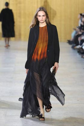 PFW - Akris Runway A model walks the runway during the Akris Womenswear Fall Winter 2026-2027 show as part of Paris Fashion Week on March 08, 2026 in Paris, France. Photo by Alain Gil Gonzalez ABACAPRESS.COM Paris France  Copyright: xGonzalezxAlain-Gil ABACAx