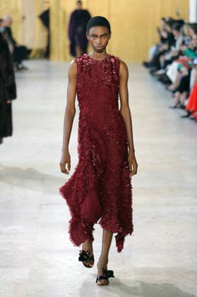 PFW - Akris Runway A model walks the runway during the Akris Womenswear Fall Winter 2026-2027 show as part of Paris Fashion Week on March 08, 2026 in Paris, France. Photo by Alain Gil Gonzalez ABACAPRESS.COM Paris France  Copyright: xGonzalezxAlain-Gil ABACAx