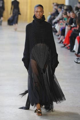 PFW - Akris Runway A model walks the runway during the Akris Womenswear Fall Winter 2026-2027 show as part of Paris Fashion Week on March 08, 2026 in Paris, France. Photo by Alain Gil Gonzalez ABACAPRESS.COM Paris France  Copyright: xGonzalezxAlain-Gil ABACAx