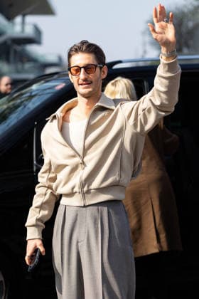 Pierre Niney at Lacoste Collection Femme Prêt à Porter Automne Hiver 2026 2027 fashion show during Paris Fashion Week on march 8th 2026 Thibault Duboucher Bestimage Celebrities at Lacoste Women Ready to Wear Fall Winter 2026 2027 Collection fashion show, during Paris Fashion Week on march 8th 2026 Paris France  Copyright: xThibaultxDuboucherx xBestimagexThibaultxDuboucherx xBestimagex