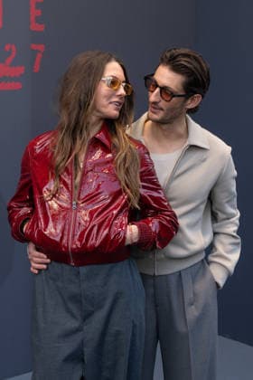 PFW - Lacoste Photocall Natasha Andrews and Pierre Niney attend the Lacoste Womenswear Fall Winter 2026-2027 show as part of Paris Fashion Week on March 08, 2026 at Roland Garros Stadium in Paris, France. Photo by Laurent Zabulon ABACAPRESS.COM Paris France  Copyright: xZabulonxLaurent ABACAx