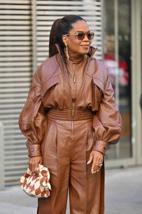 PFW Zimmermann Outside Arrivals Oprah Winfrey arriving at the Zimmermann show during Fashion Week in Paris, France on March 9, 2026. Photo by Julien Reynaud APS-Medias ABACAPRESS.COM Paris France  Copyright: xReynaudxJulien APS-Medias ABACAx