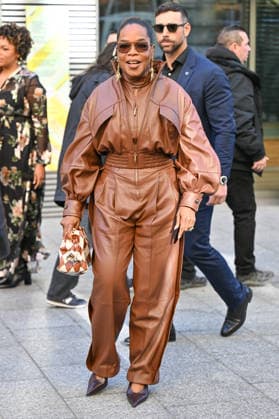 PFW Zimmermann Outside Arrivals Oprah Winfrey arriving at the Zimmermann show during Fashion Week in Paris, France on March 9, 2026. Photo by Julien Reynaud APS-Medias ABACAPRESS.COM Paris France  Copyright: xReynaudxJulien APS-Medias ABACAx