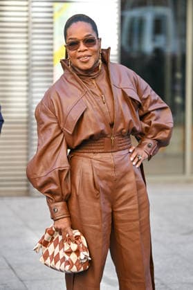 PFW Zimmermann Outside Arrivals Oprah Winfrey arriving at the Zimmermann show during Fashion Week in Paris, France on March 9, 2026. Photo by Julien Reynaud APS-Medias ABACAPRESS.COM Paris France  Copyright: xReynaudxJulien APS-Medias ABACAx