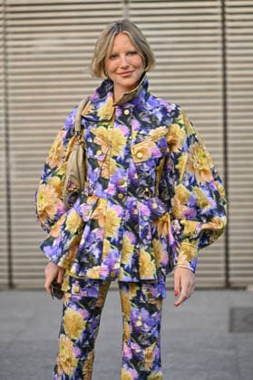 PFW Zimmermann Outside Arrivals Guest arriving at the Zimmermann show during Fashion Week in Paris, France on March 9, 2026. Photo by Julien Reynaud APS-Medias ABACAPRESS.COM Paris France  Copyright: xReynaudxJulien APS-Medias ABACAx