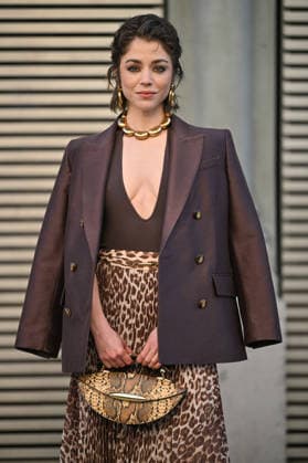 PFW Zimmermann Outside Arrivals Alice Isaaz arriving at the Zimmermann show during Fashion Week in Paris, France on March 9, 2026. Photo by Julien Reynaud APS-Medias ABACAPRESS.COM Paris France  Copyright: xReynaudxJulien APS-Medias ABACAx