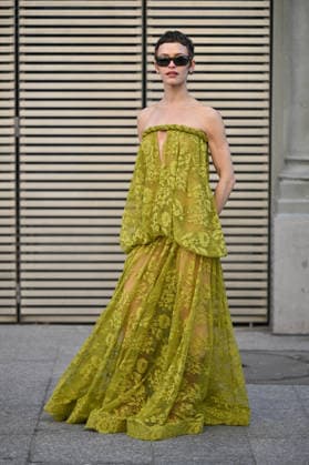 PFW Zimmermann Outside Arrivals Guest arriving at the Zimmermann show during Fashion Week in Paris, France on March 9, 2026. Photo by Julien Reynaud APS-Medias ABACAPRESS.COM Paris France  Copyright: xReynaudxJulien APS-Medias ABACAx