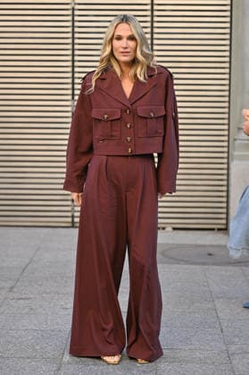 PFW Zimmermann Outside Arrivals Molly Sims arriving at the Zimmermann show during Fashion Week in Paris, France on March 9, 2026. Photo by Julien Reynaud APS-Medias ABACAPRESS.COM Paris France  Copyright: xReynaudxJulien APS-Medias ABACAx