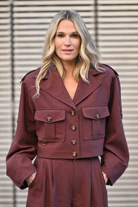 PFW Zimmermann Outside Arrivals Molly Sims arriving at the Zimmermann show during Fashion Week in Paris, France on March 9, 2026. Photo by Julien Reynaud APS-Medias ABACAPRESS.COM Paris France  Copyright: xReynaudxJulien APS-Medias ABACAx