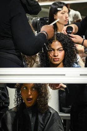 PFW - Backstage of Shiatzy Chen Runway in Paris FA Models get prepared before the runway for the Shiatzy Chen collection as part of Paris Fashion Week in Paris, on March 9, 2026. Photo by Firas Abdullah ABACAPRESS.COM Paris Ile-de-France France  Copyright: xAbdullahxFiras ABACAx