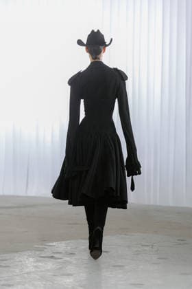 Jean Paul Gaultier Womenswear Collection Fall Winter 2026 2027 show as part of Paris Fashion Week PFW , Paris, France, March 08, 2026 Bestimage Runway during the Jean Paul Gaultier Womenswear Fall Winter 2026 2027 show as part of Paris Fashion Week on March 07, 2026 in Paris, France Paris France  Copyright: xAgencex xBestimagexAgencex xBestimagex