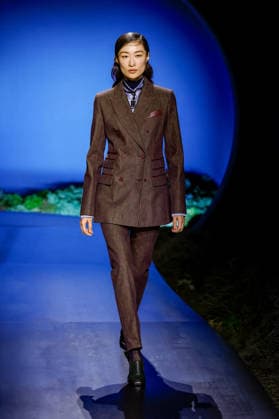 Défilé Hermès Collection Femme Prêt à Porter Automne Hiver 2026 2027 lors de la Fashion Week de Paris PFW , à Paris, France, le 7 mars 2026 Bestimage Runway during the Hermès Womenswear Fall Winter 2026 2027 show as part of Paris Fashion Week on March 07, 2026 in Paris, France Paris France  Copyright: xAgencex xBestimagexAgencex xBestimagex