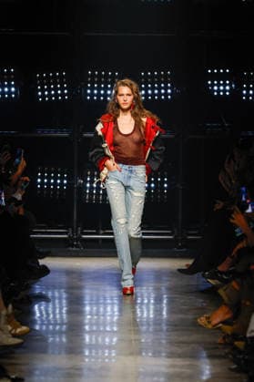 Isabel Marant Womenswear Collection Prêt à Porter Automne Hiver 2026 2027 show as part of Paris Fashion Week PFW , à Paris, France, le 5 mars 2026 Bestimage Runway during the Isabel Marant Womenswear Fall Winter 2026 2027 show as part of Paris Fashion Week on March 05, 2026 in Paris, France Paris France  Copyright: xAgencex xBestimagexAgencex xBestimagex
