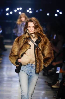 Isabel Marant Womenswear Collection Prêt à Porter Automne Hiver 2026 2027 show as part of Paris Fashion Week PFW , à Paris, France, le 5 mars 2026 Bestimage Runway during the Isabel Marant Womenswear Fall Winter 2026 2027 show as part of Paris Fashion Week on March 05, 2026 in Paris, France Paris France  Copyright: xAgencex xBestimagexAgencex xBestimagex