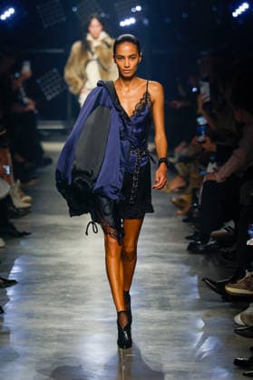 Isabel Marant Womenswear Collection Prêt à Porter Automne Hiver 2026 2027 show as part of Paris Fashion Week PFW , à Paris, France, le 5 mars 2026 Bestimage Runway during the Isabel Marant Womenswear Fall Winter 2026 2027 show as part of Paris Fashion Week on March 05, 2026 in Paris, France Paris France  Copyright: xAgencex xBestimagexAgencex xBestimagex